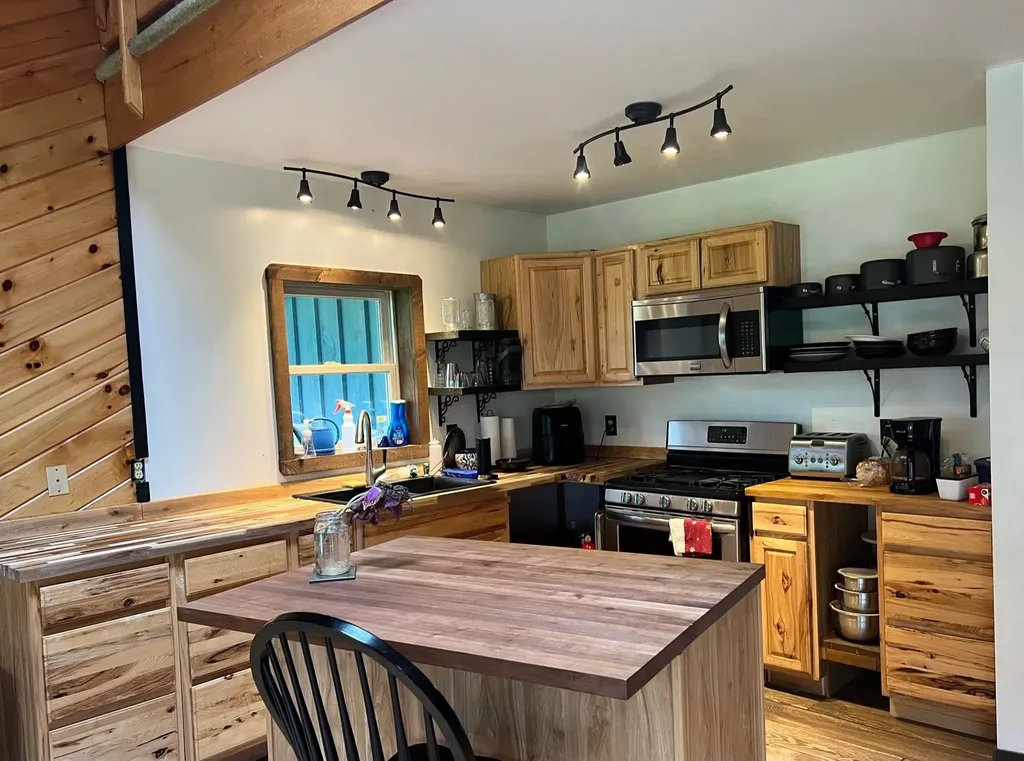 35 Lake View Drive Canaan VT 05903