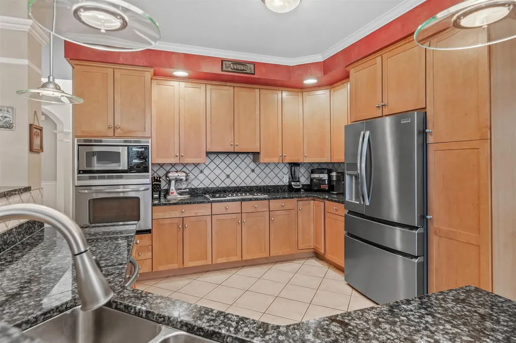 136 Nice Way Colchester VT 05446
