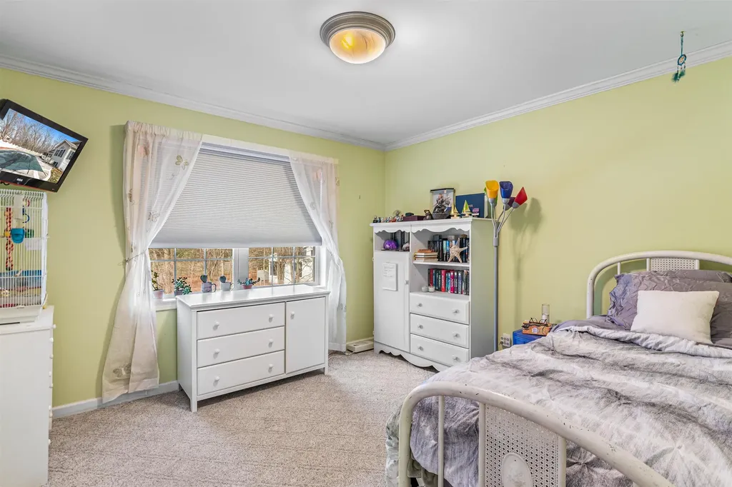 136 Nice Way Colchester VT 05446
