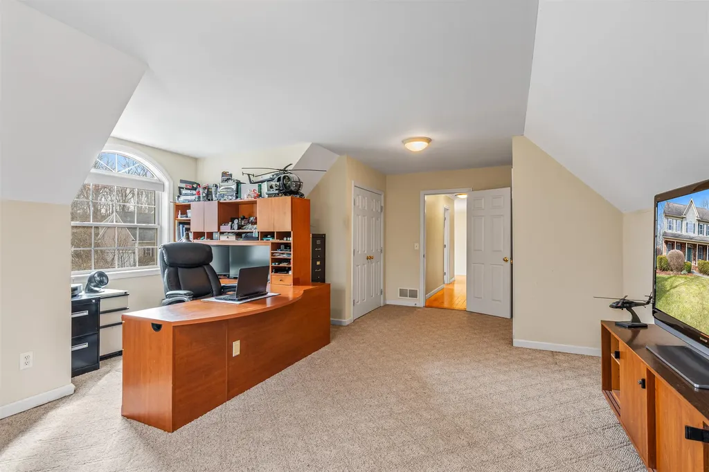 136 Nice Way Colchester VT 05446