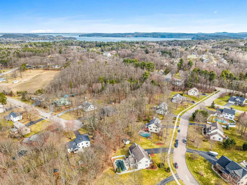 136 Nice Way Colchester VT 05446