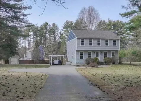 12 Mason Drive Litchfield NH 03052