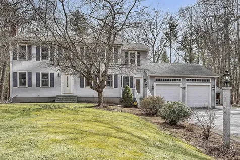 21 Dolores Avenue Derry NH 03038