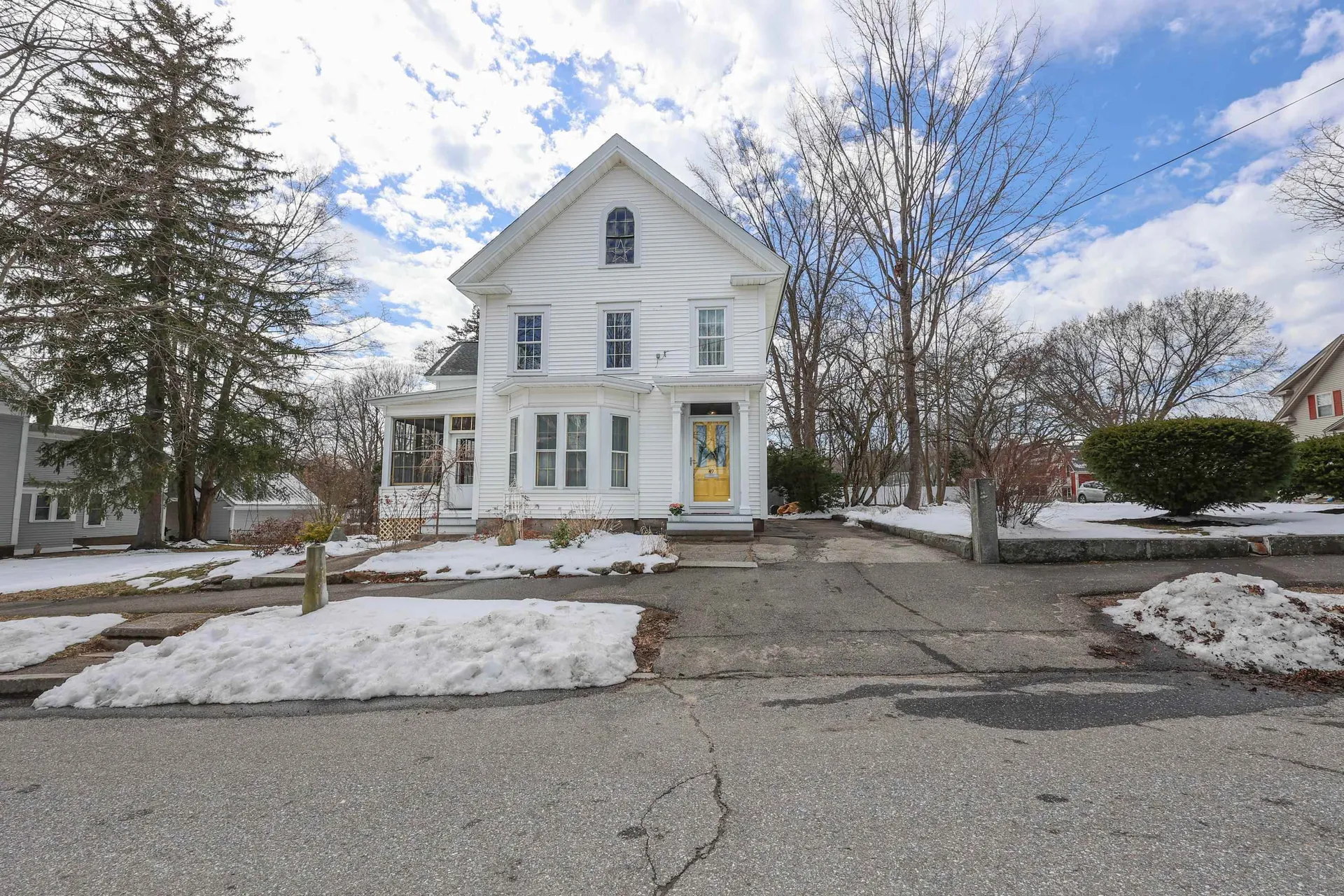 49 Lyndon Street Concord NH 03301