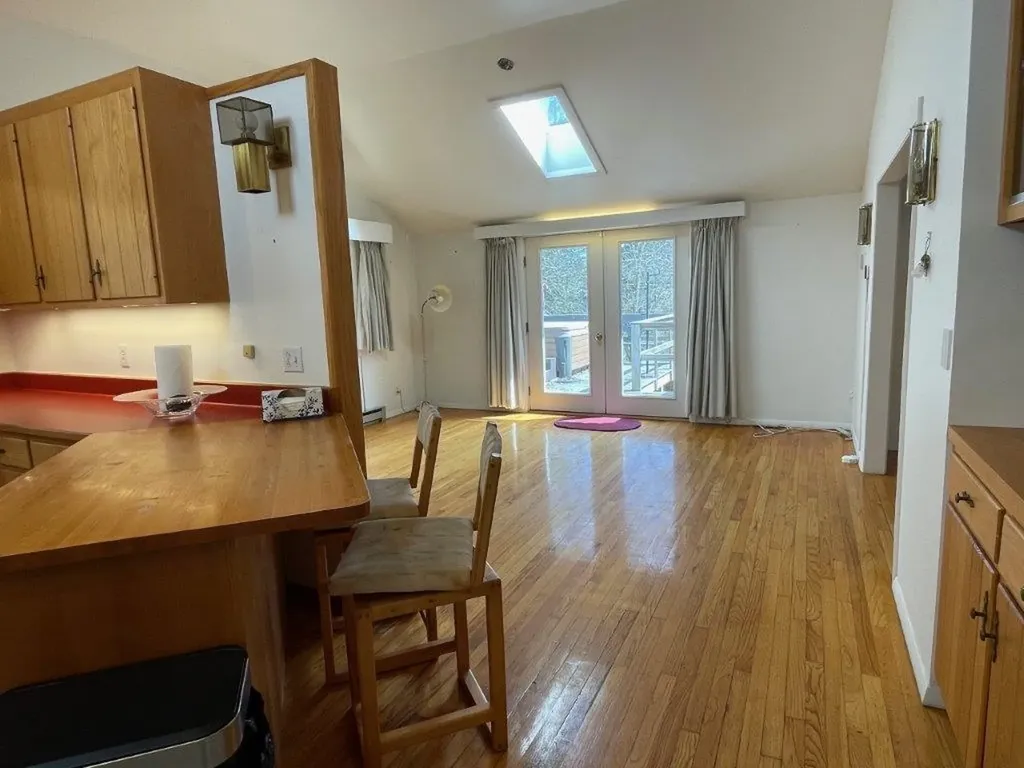 18 Oak Ridge Road Lebanon NH 03784