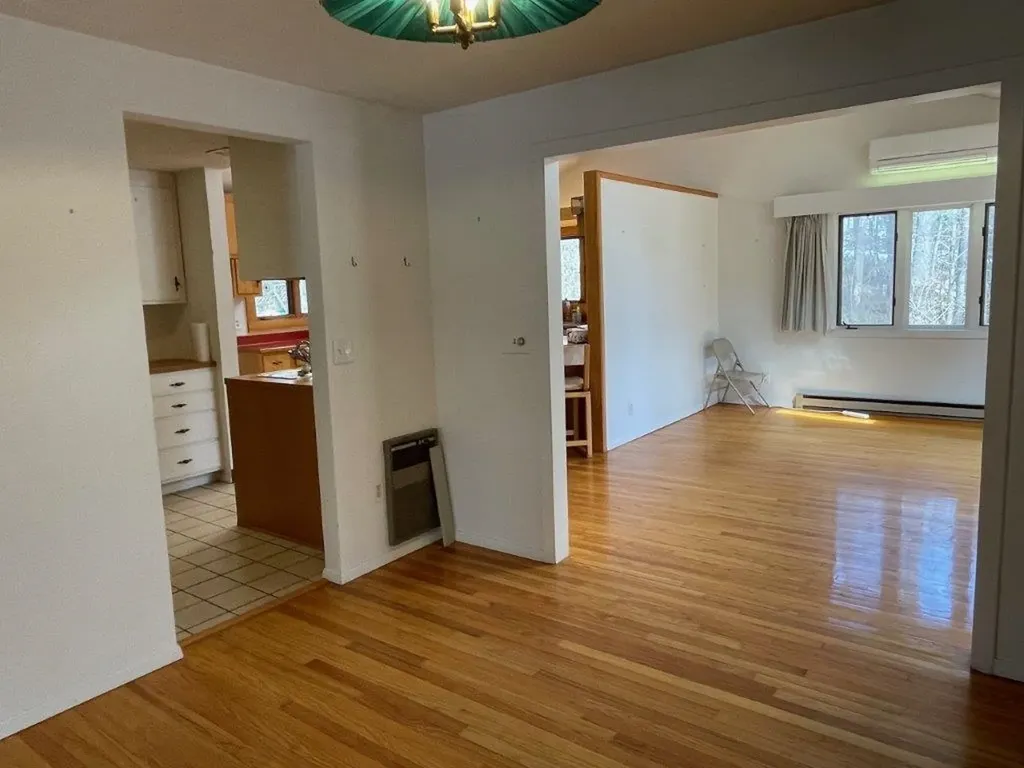 18 Oak Ridge Road Lebanon NH 03784