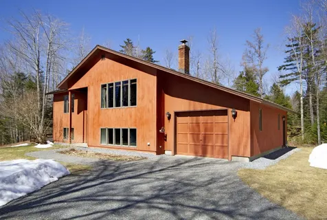249 Page Knoll Lincoln VT 05443