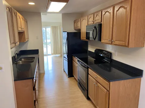 41 Windsor Court Keene NH 03431