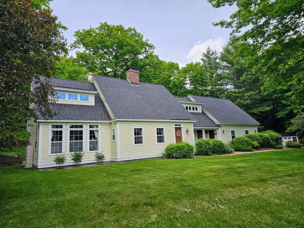 21 Clarke Road Wilmot NH 03287