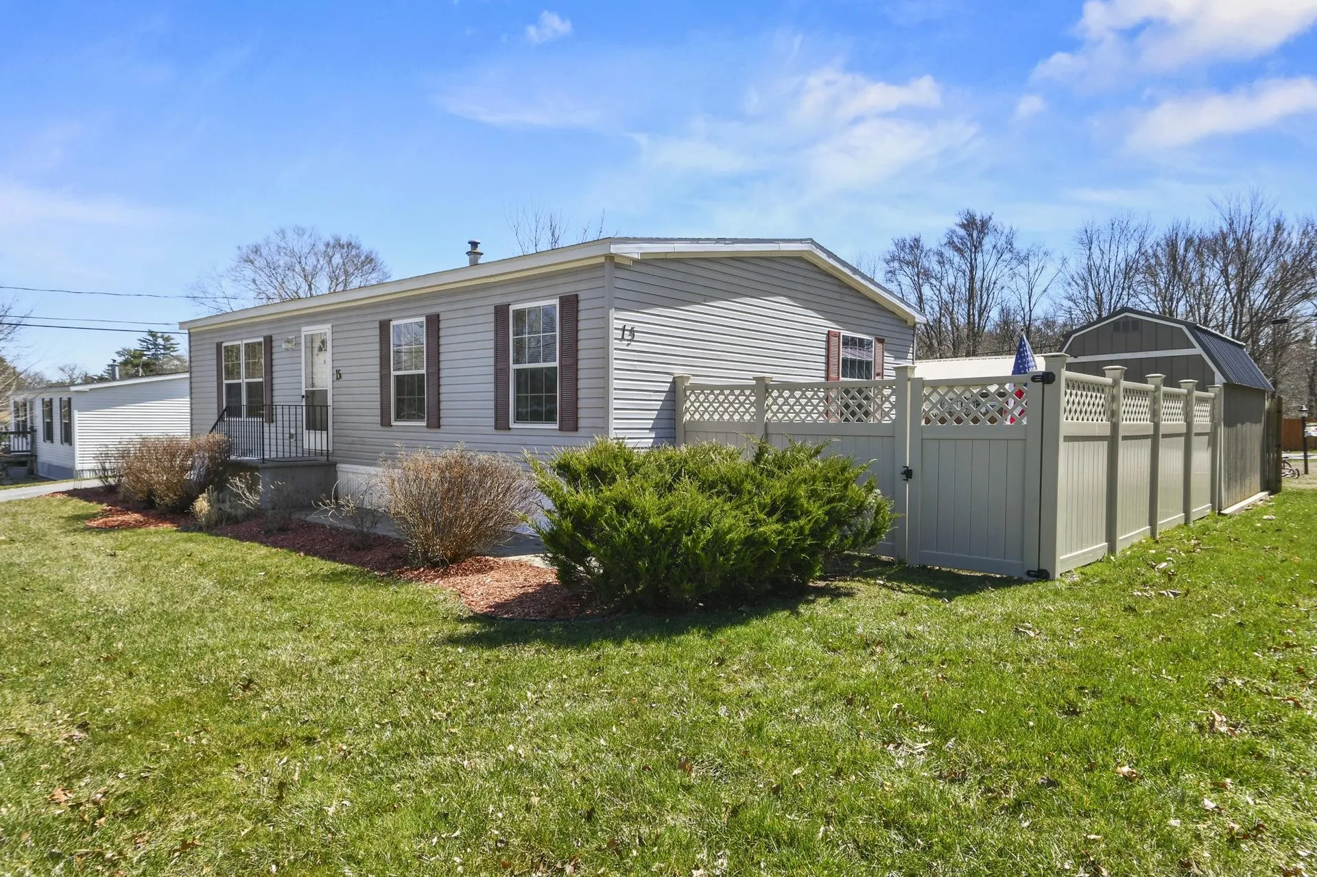 15 A Street Seabrook NH 03874
