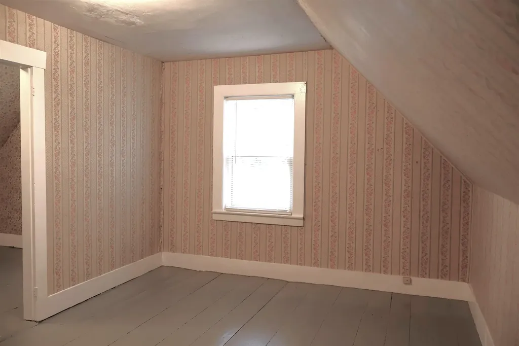4 Wood Circle Hartland VT 05052
