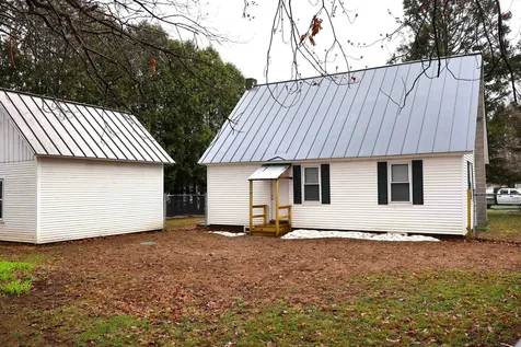 4 Wood Circle Hartland VT 05052