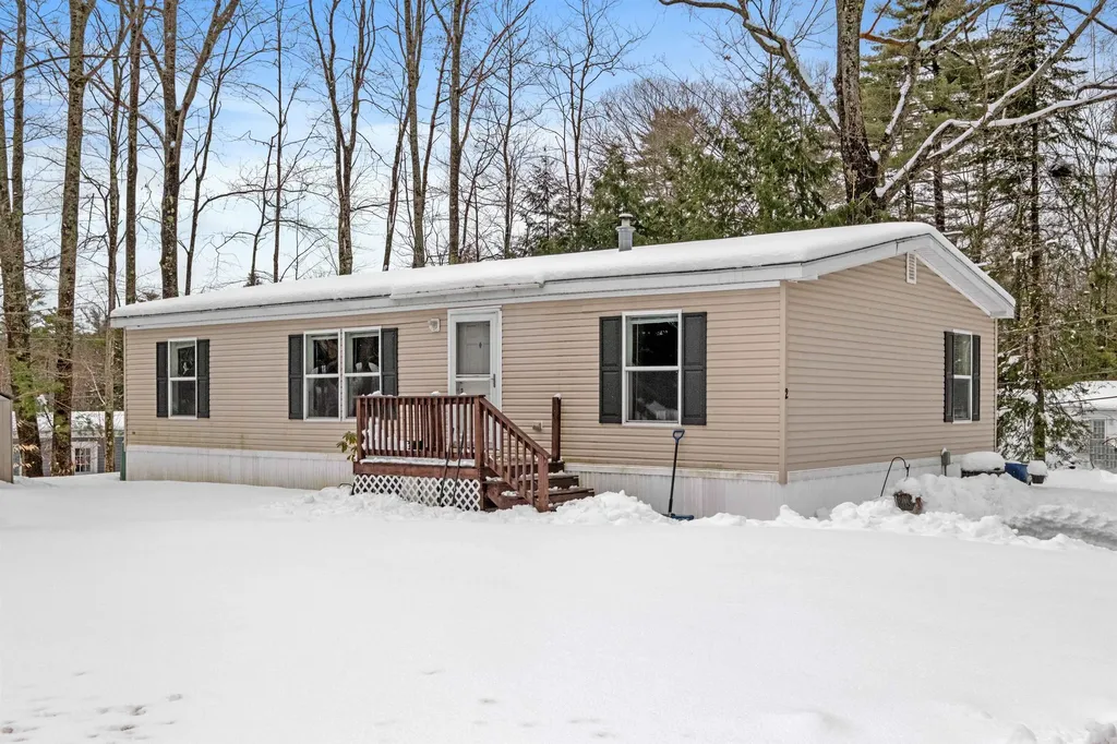 2 Deer Lane Belmont, NH Real Estate Property MLS 4990749