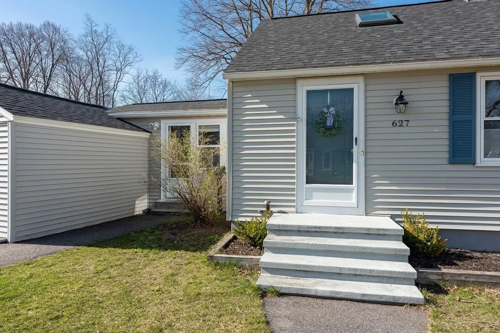 627 Colonial Drive Portsmouth NH 03801