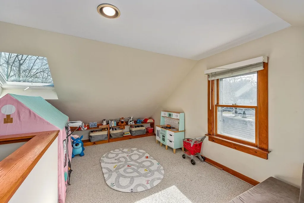 627 Colonial Drive Portsmouth NH 03801