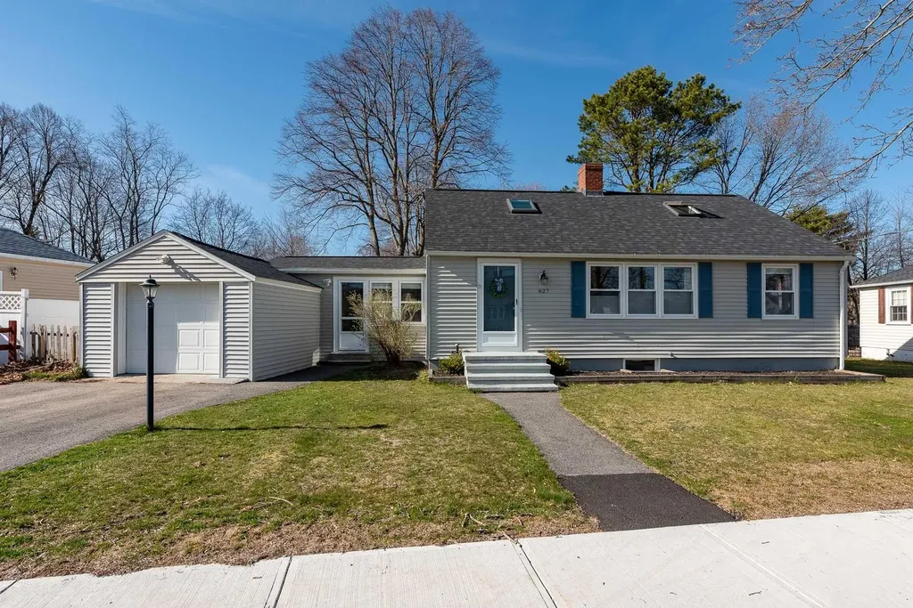 627 Colonial Drive Portsmouth NH 03801