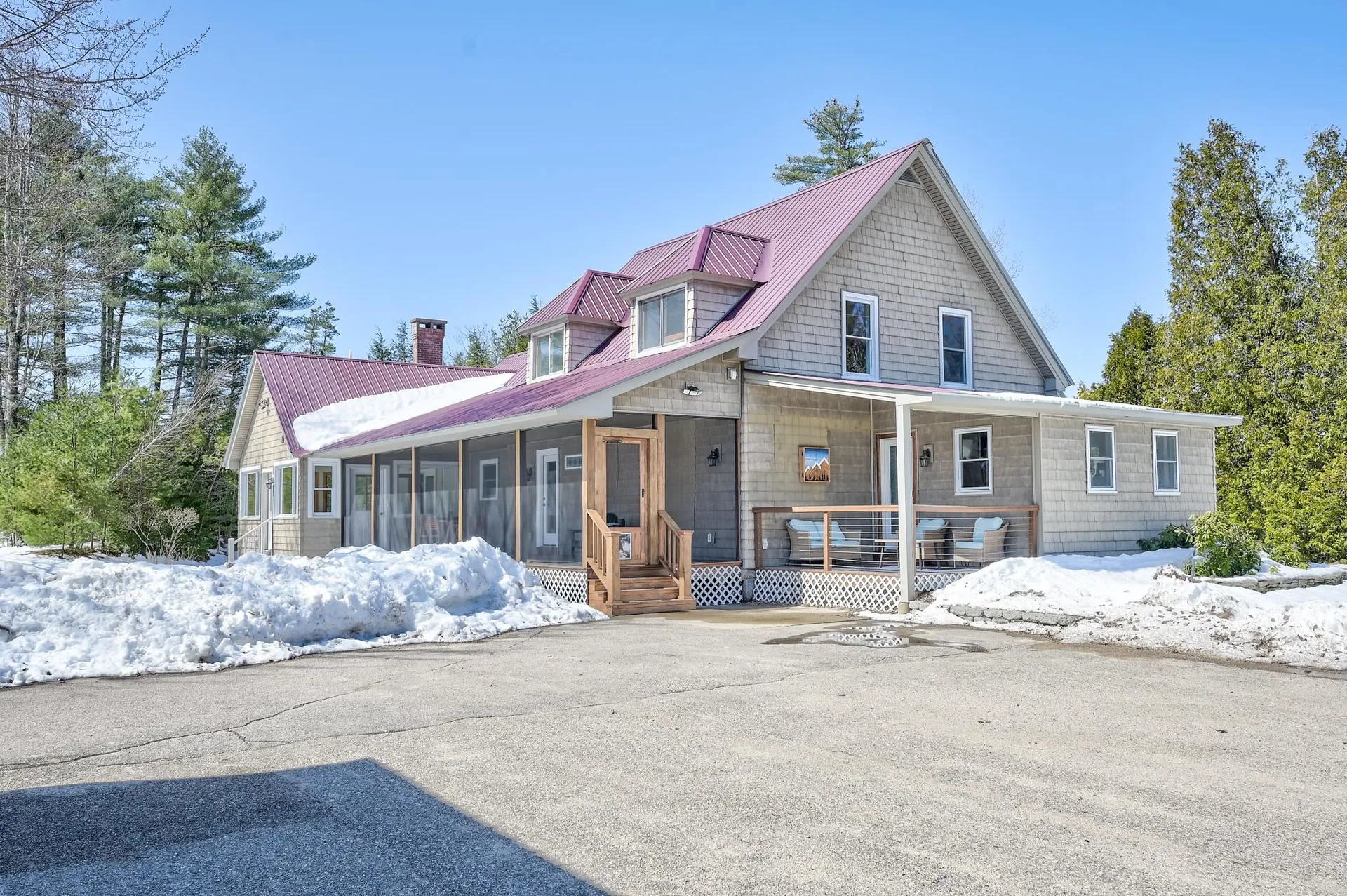 2069 East Main Street Conway NH 03813