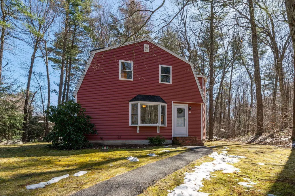 6 Sheldon Road Derry, NH Real Estate Property MLS 4990727