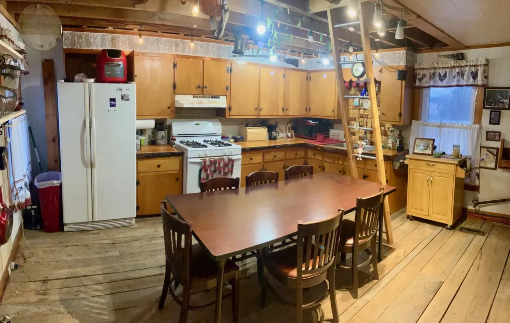 498 Pleasant Street Sheldon VT 05483