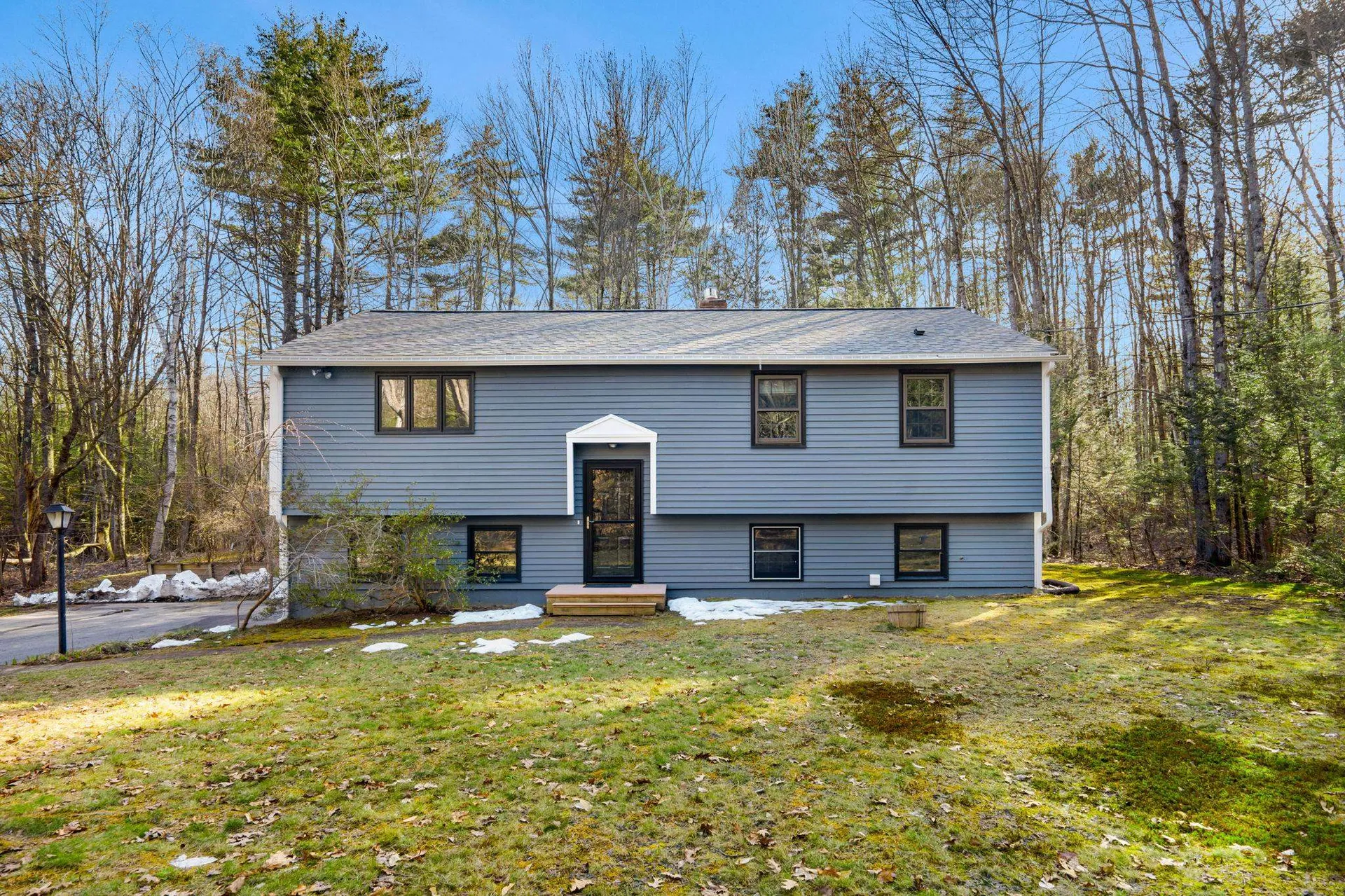 48 Old Stage Road Madbury NH 03823