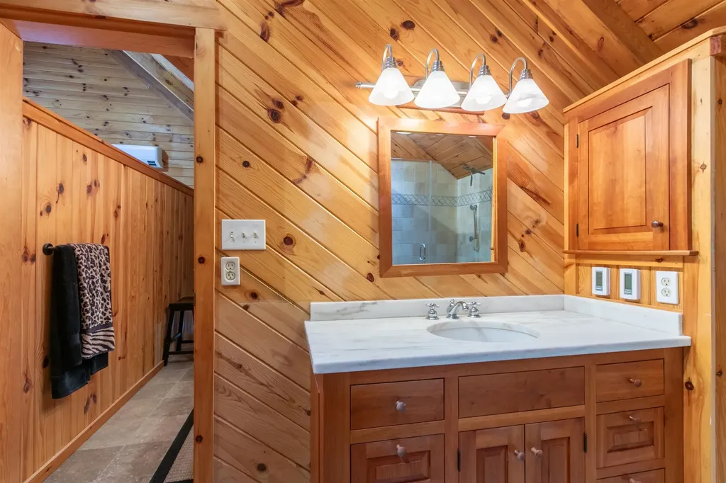 56 Hemlock Drive Londonderry VT 05148