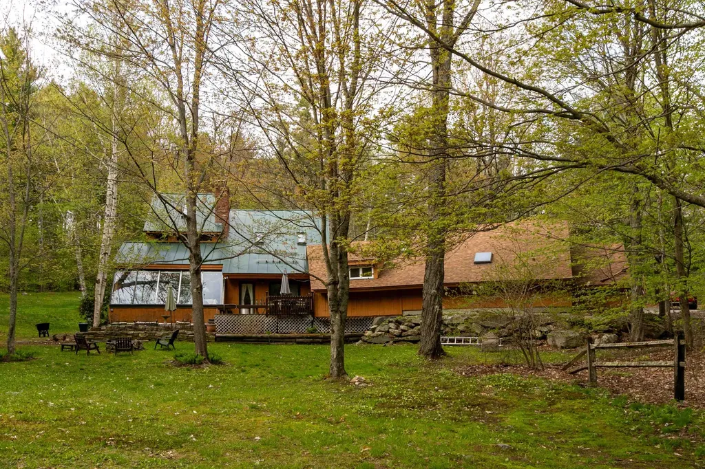 56 Hemlock Drive Londonderry VT 05148