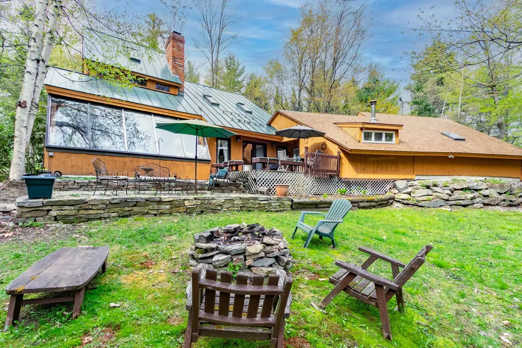 56 Hemlock Drive Londonderry VT 05148