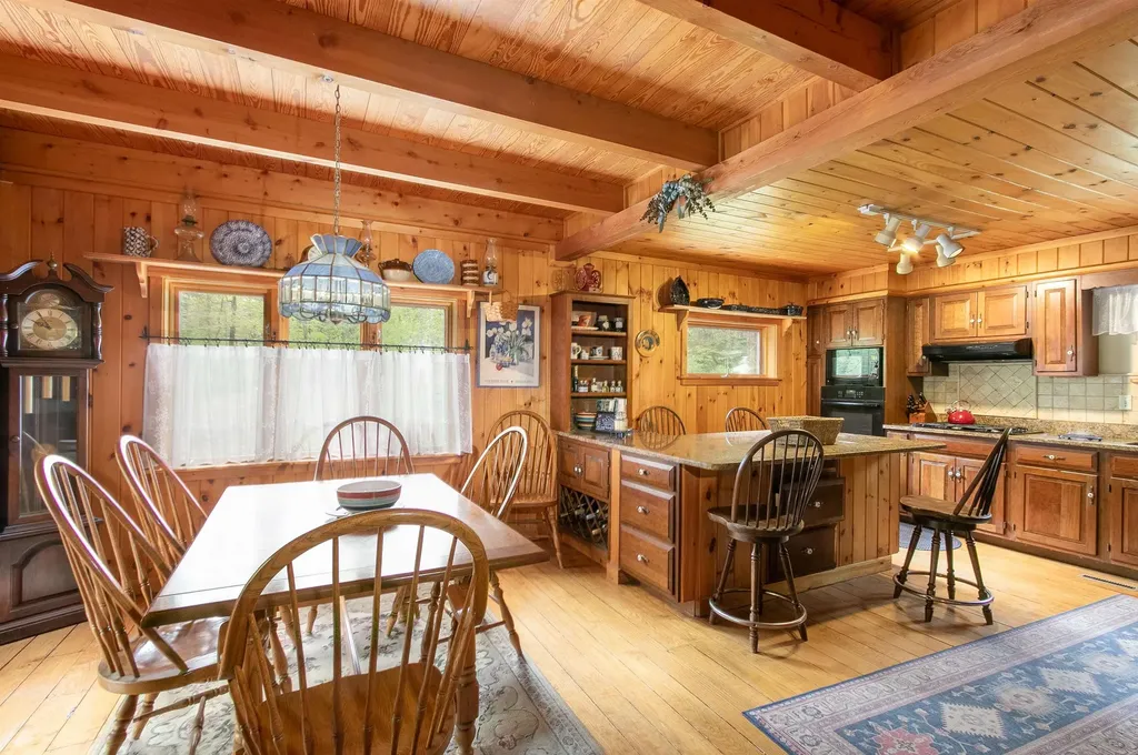 56 Hemlock Drive Londonderry VT 05148