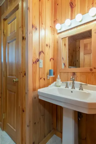 56 Hemlock Drive Londonderry VT 05148