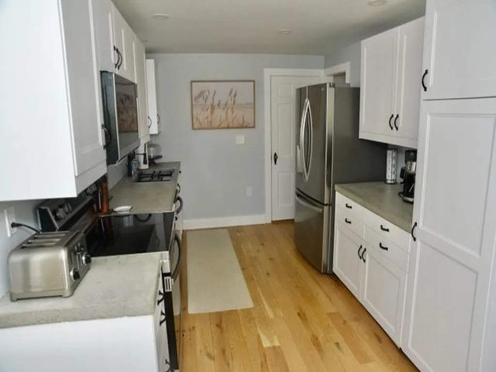 160 Amherst Street Amherst NH 03031