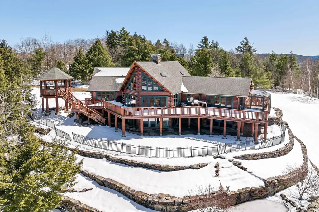 232 Sagamore Road Gilford NH 03249