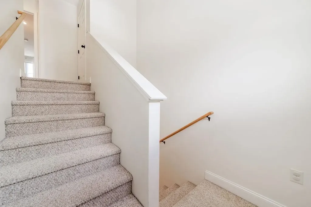 58 Winston Drive Hartford VT 05088