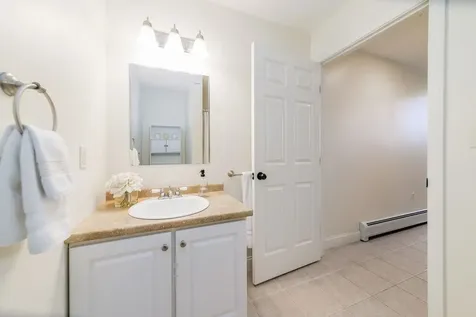 58 Winston Drive Hartford VT 05088