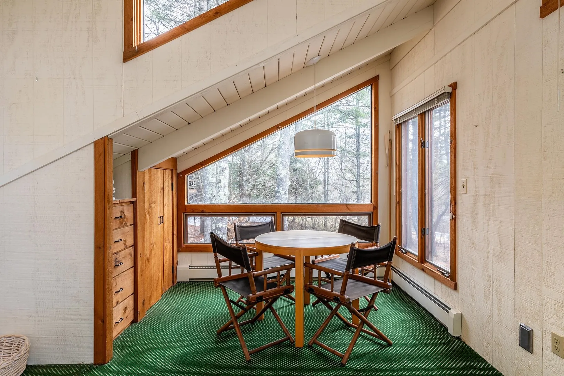 374 Fairbanks Turn Hartford VT 05059