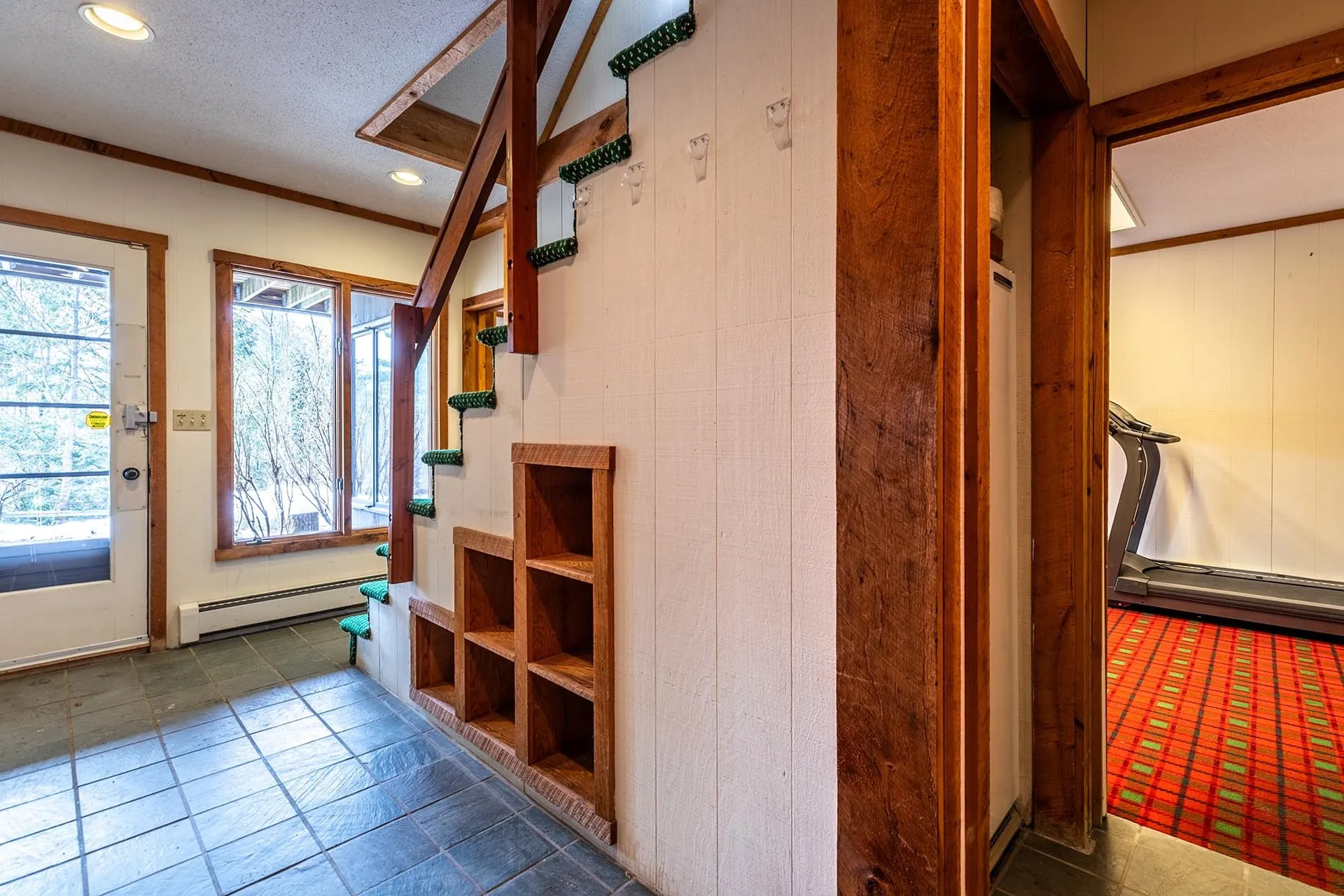 374 Fairbanks Turn Hartford VT 05059