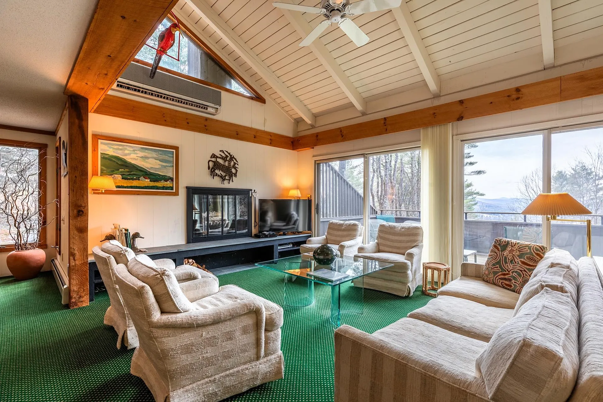 374 Fairbanks Turn Hartford VT 05059