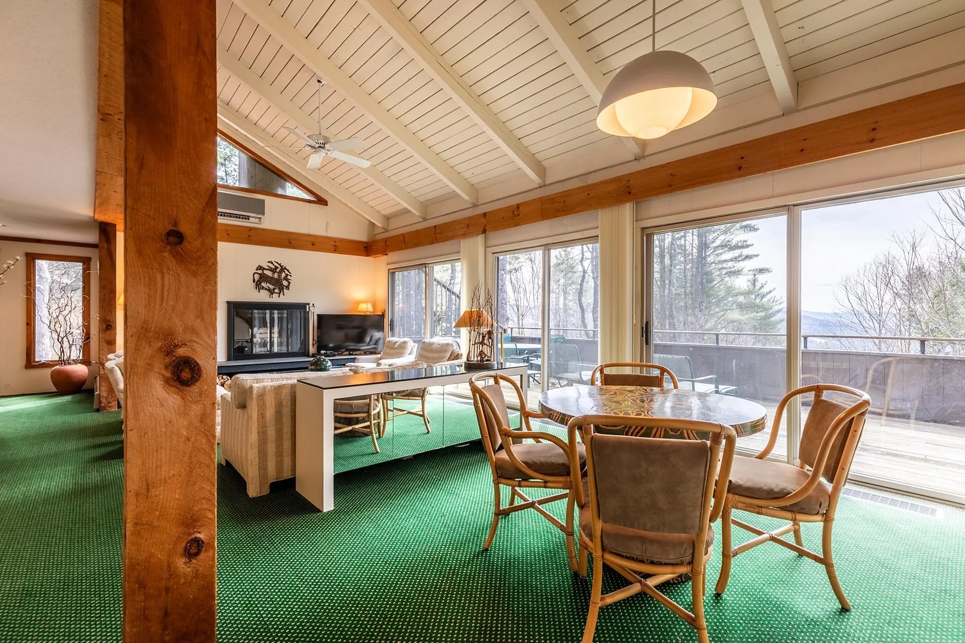 374 Fairbanks Turn Hartford VT 05059