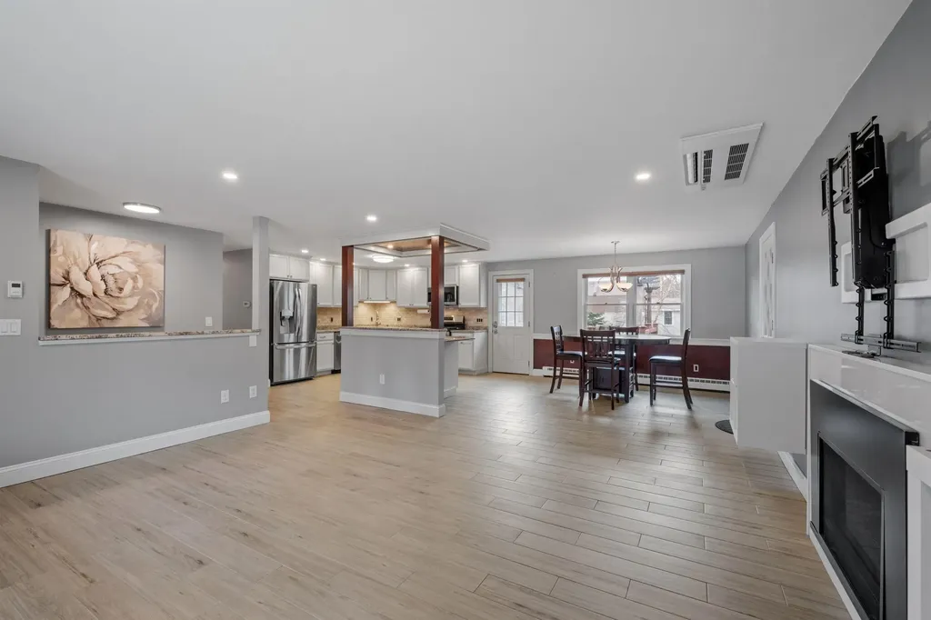 6 Shady Lane Merrimack NH 03054