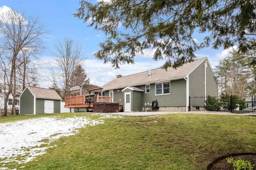 6 Shady Lane Merrimack NH 03054