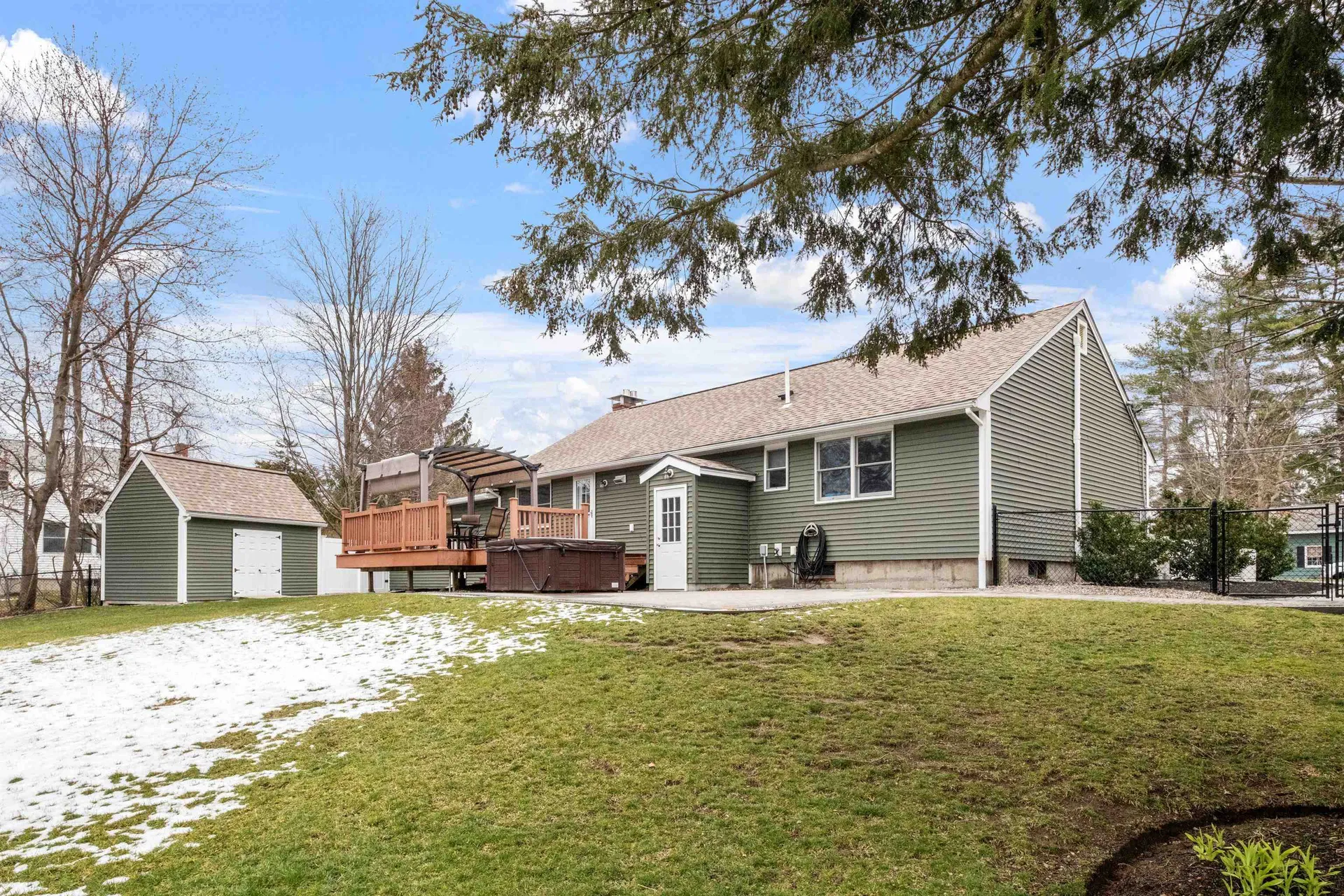 6 Shady Lane Merrimack NH 03054