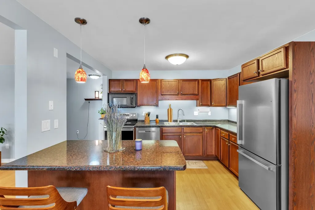 53 Twin Oaks Terrace South Burlington VT 05403