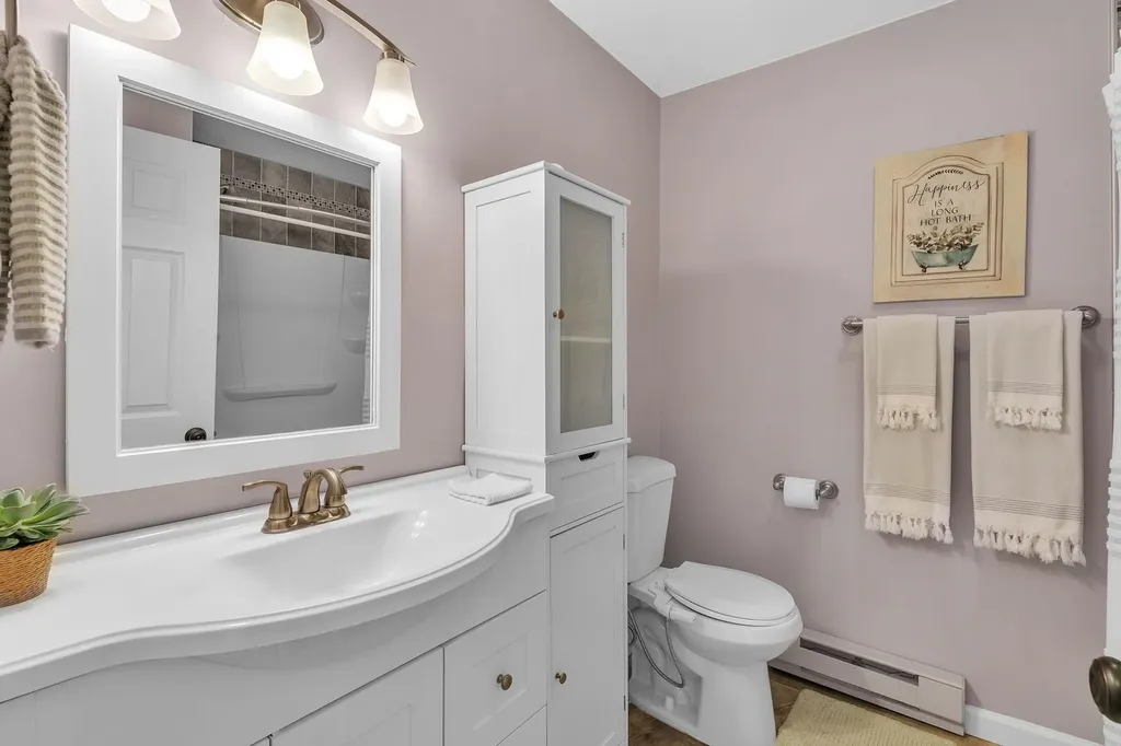 53 Twin Oaks Terrace South Burlington VT 05403