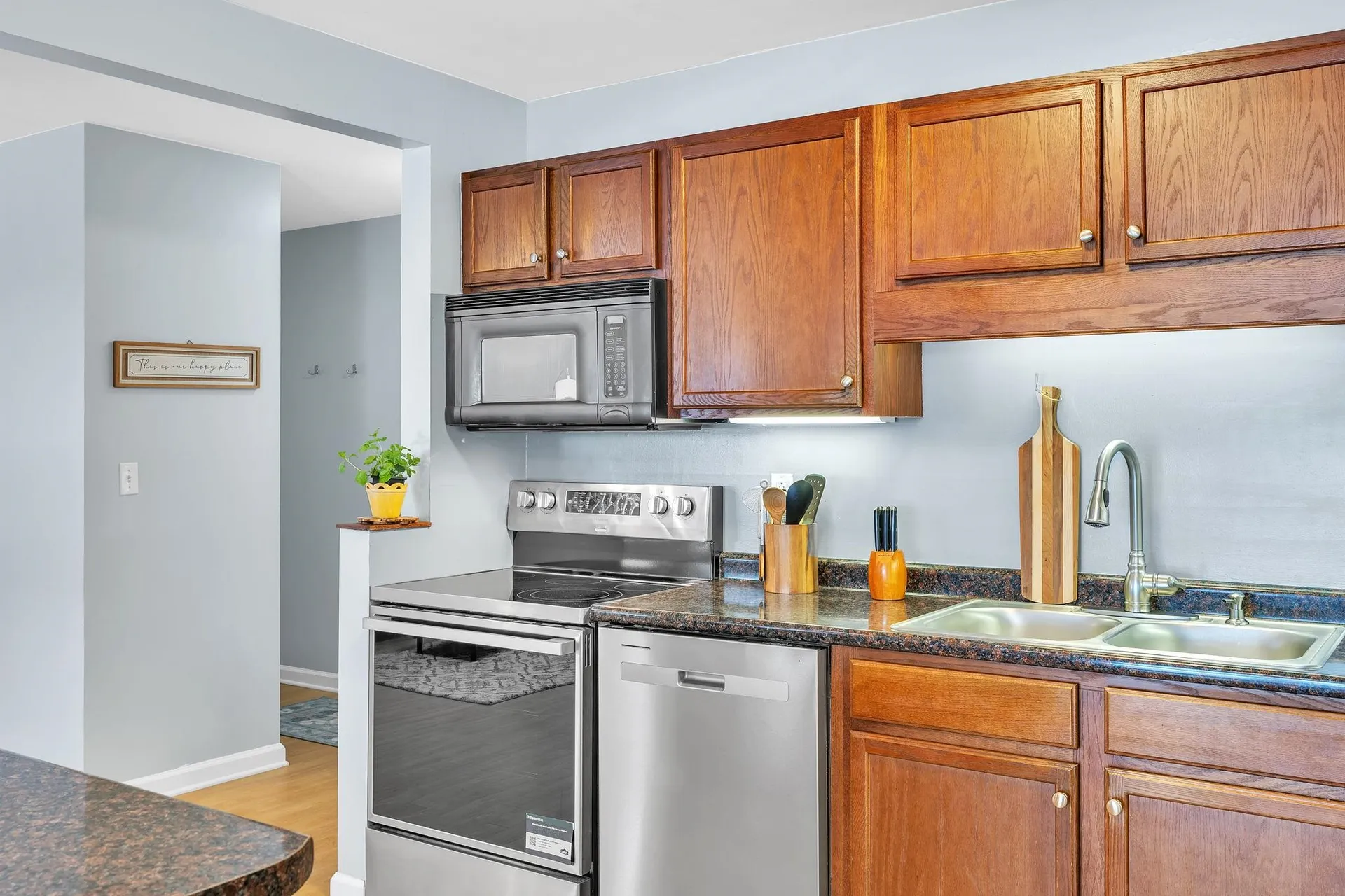 53 Twin Oaks Terrace South Burlington VT 05403