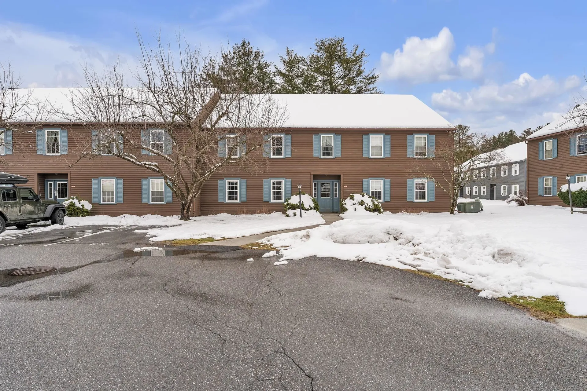 53 Twin Oaks Terrace South Burlington VT 05403