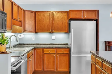 53 Twin Oaks Terrace South Burlington VT 05403