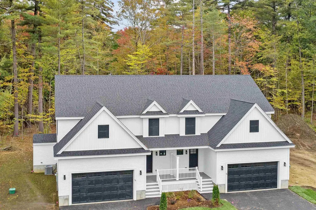 29b Stephen C. Savage Way Plaistow NH 03865