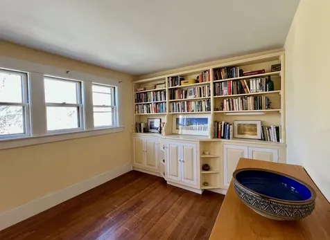 16 Vermont Avenue Brattleboro VT 05301