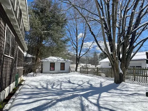 16 Vermont Avenue Brattleboro VT 05301