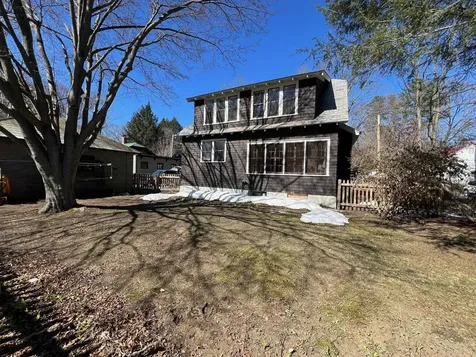 16 Vermont Avenue Brattleboro VT 05301