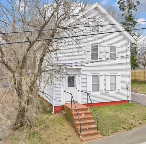 8 Lincoln Street Somersworth NH 03878